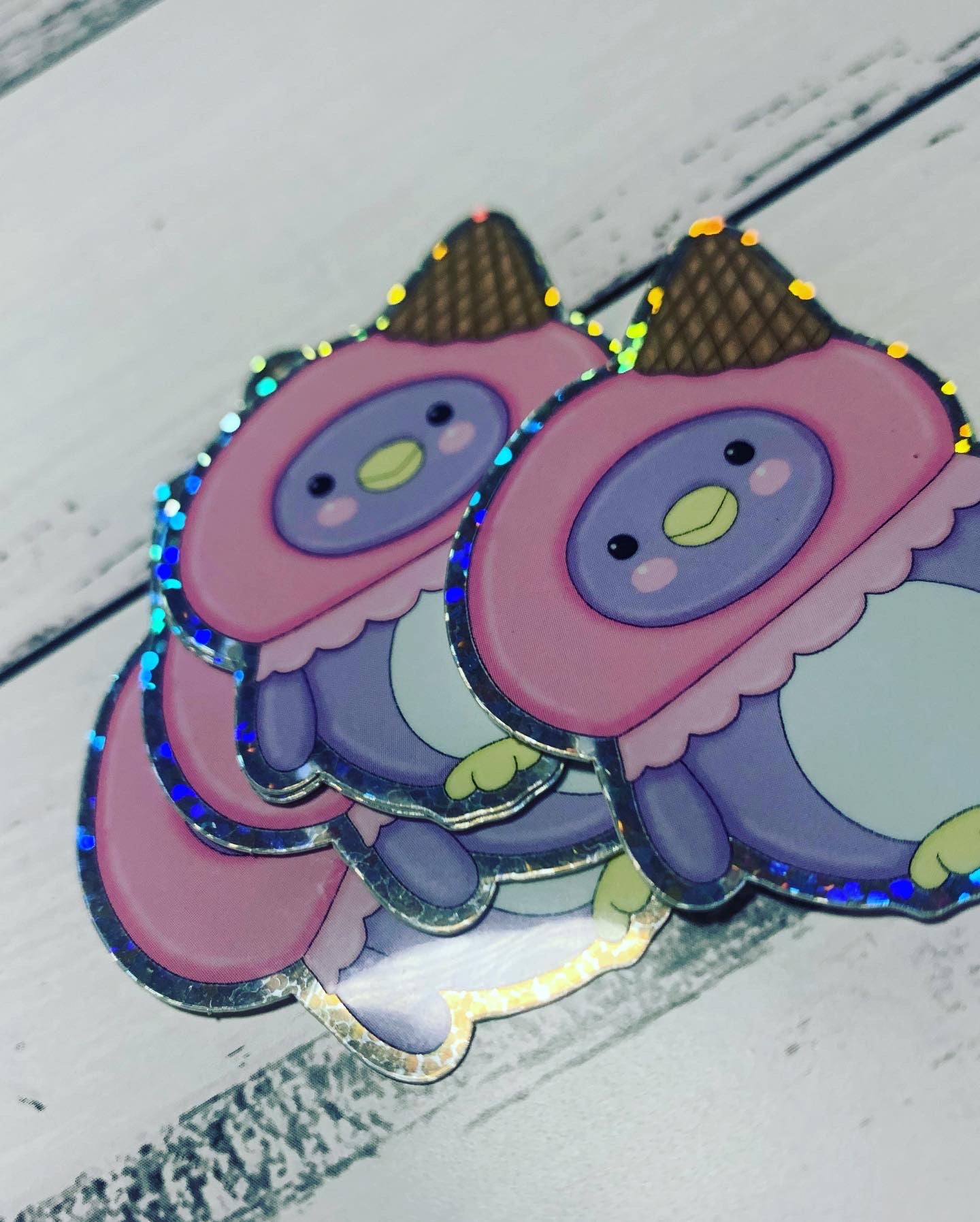 Vinyl Glitter Kawaii Penguin